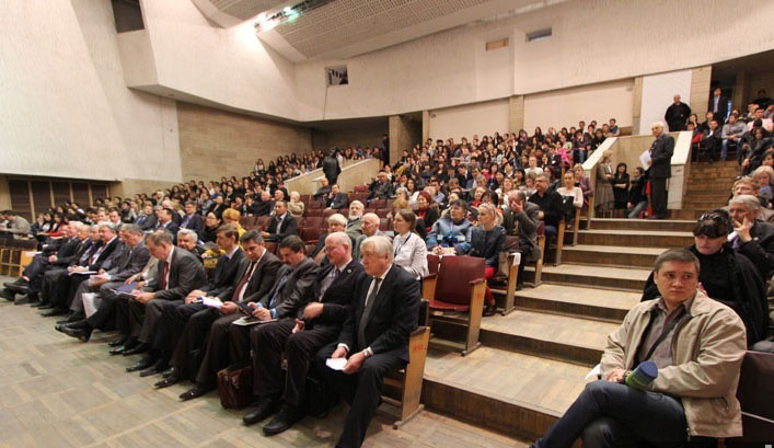 Пленарное заседание -сайт.jpg